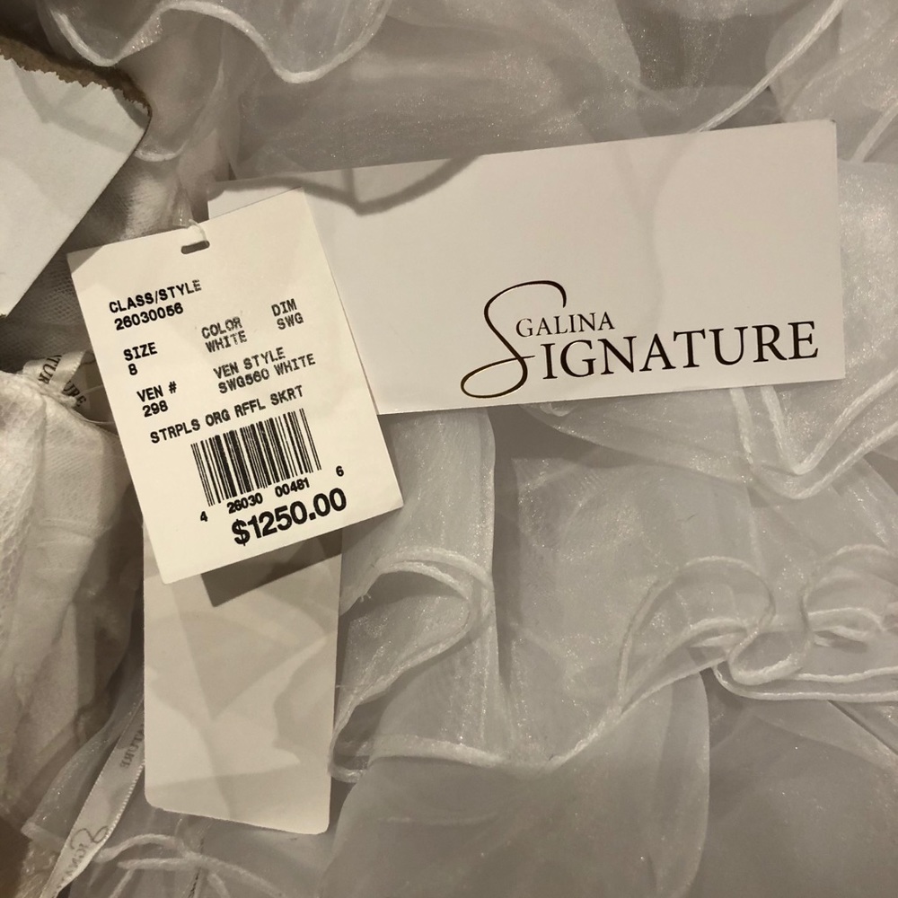 Galina Signature Mermaid Fit Dress - Picture 11 of 11